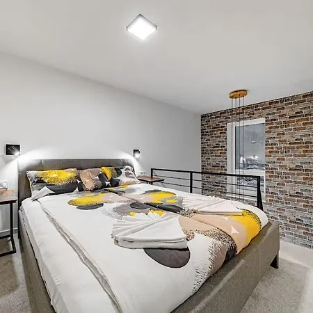 Apartman Chic Loft Bp: Industrial Gem