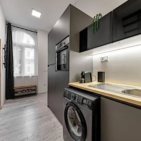 Apartman Chic Loft Bp: Industrial Gem *